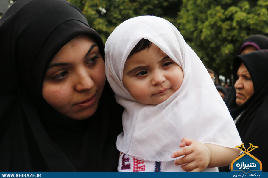 تجمع بزرگ حامیان عفاف و حجاب در شیراز