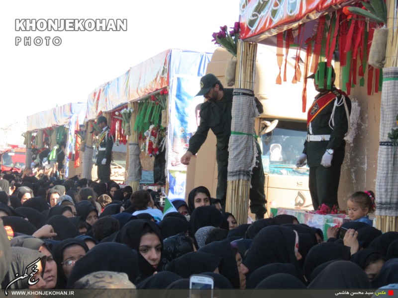 گزارش تصویری(1): استقبال باشکوه تسنن و تشیع خنج از کاروان شهدای گمنام