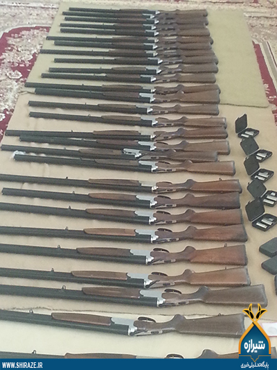 کشف سلاح های قاچاق ساخت ترکیه در فارس توسط نیروهای امنیتی سپاه فجر + تصاویر