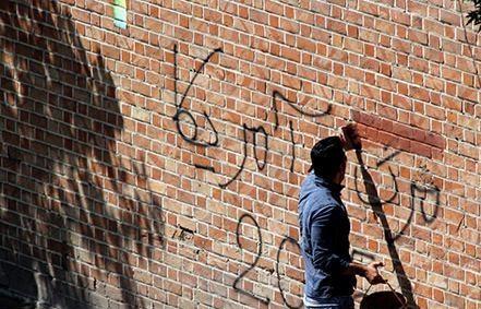 شعار مرگ بر آمریکا از دیوارها پاک می‌شود! + تصاویر