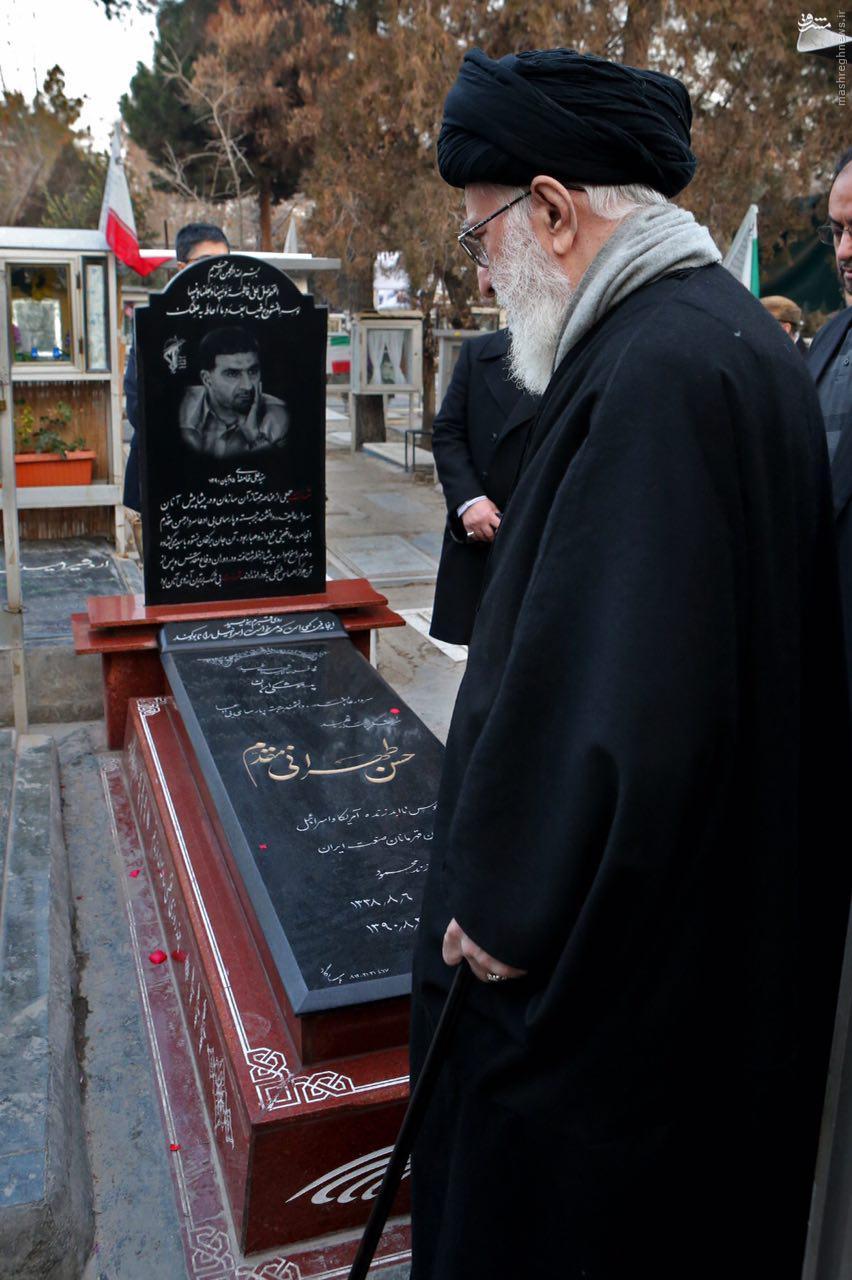 عکس: حضور رهبر انقلاب بر مزار پدر موشکی ایران