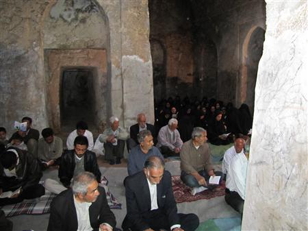 بازسازی تنها مسجد سنگی جهان در داراب