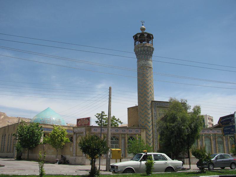 مسجد حضرت ابالفضل(ع) کلبه، جایی برای جهاد؛ از اجرای نمایشی «راپل» تا واکنش به تحولات بین المللی
