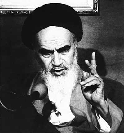 افشاگری امام خمینی رحمه الله درباره پذیرش قانون کاپیتولاسیون
