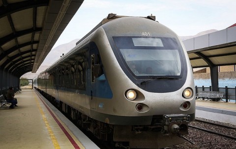قطار حومه ای به شیراز می آید/ پروژه ای که دیدنش «عمر نوح» و «صبر ایوب» می خواهد!