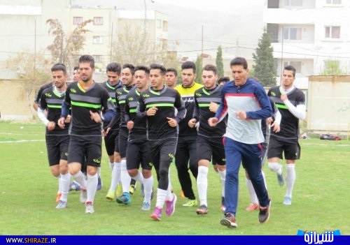 تیم ملی فوتبال به ایران بازگشت/آغاز تمرینات شاگردان کی‌روش برای رویارویی با چین