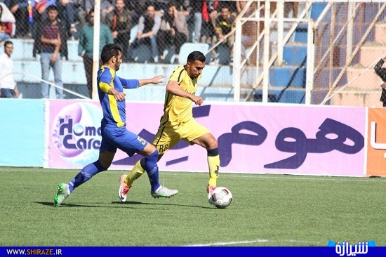 طلایی های شیراز همچنان مدعی لیگ برتری شدن + تصاویر