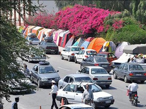 نگاه به بافت تاریخی در شیراز به دید گنج است!/ ممنوعیت استفاده از چادرهای مسافرتی در پارک ها/ اغذیه فروشی های سیار اطراف حافظیه جمع آوری می‌شود
