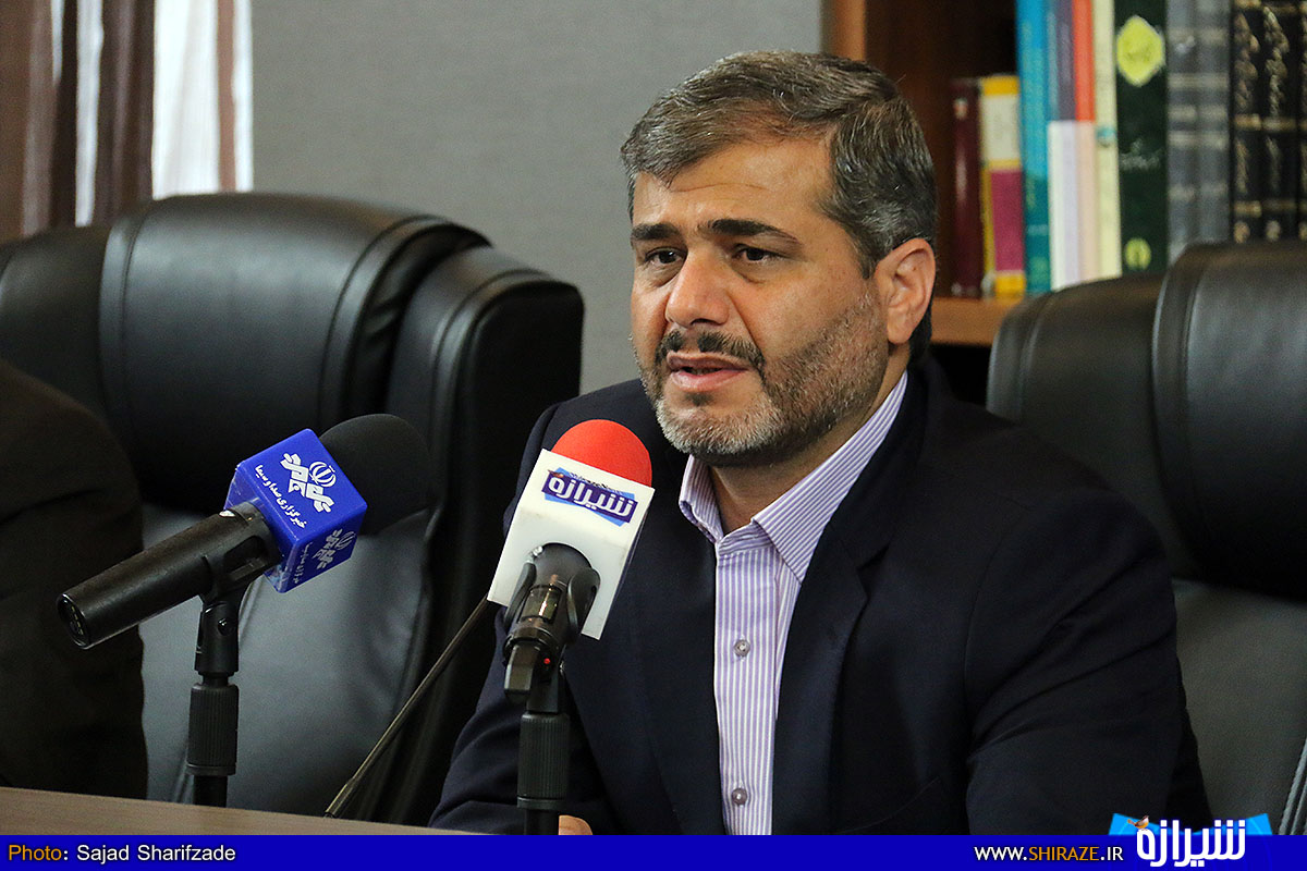 ۳ فرماندار متخلف در استان فارس شناسایی شدند/ شیراز کانون بیشترین تخلفات انتخاباتی
