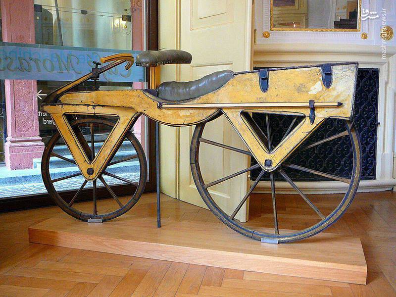 عکس/ نخستین نمونه‌ ابتدایی دوچرخه