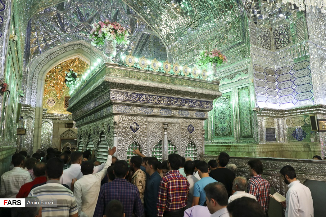 آیین نماز عید سعید فطر در شیراز؛ سومین حرم اهل بیت (ع)