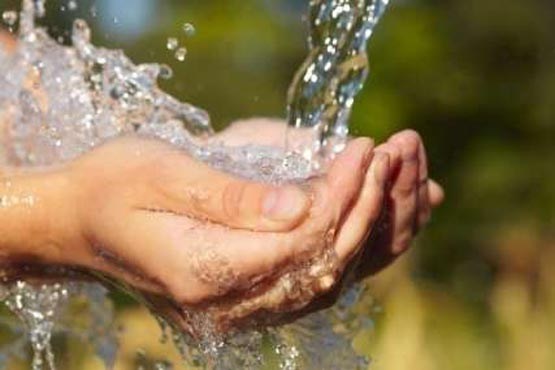 مصرف آب یک شهروند در فارس 4 برابر مصرف در مواقع بحرانی است