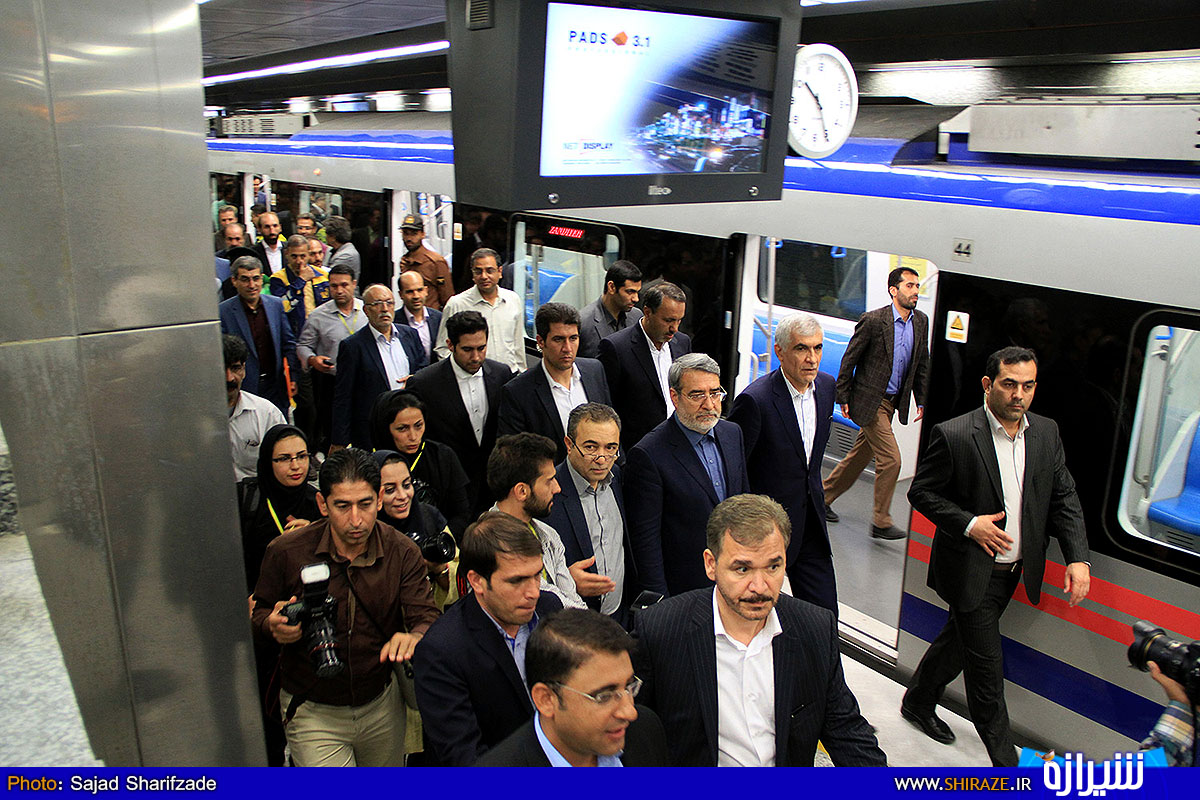 افتتاح خط یک مترو شیراز با حضور وزیر کشور پس از 15 سال