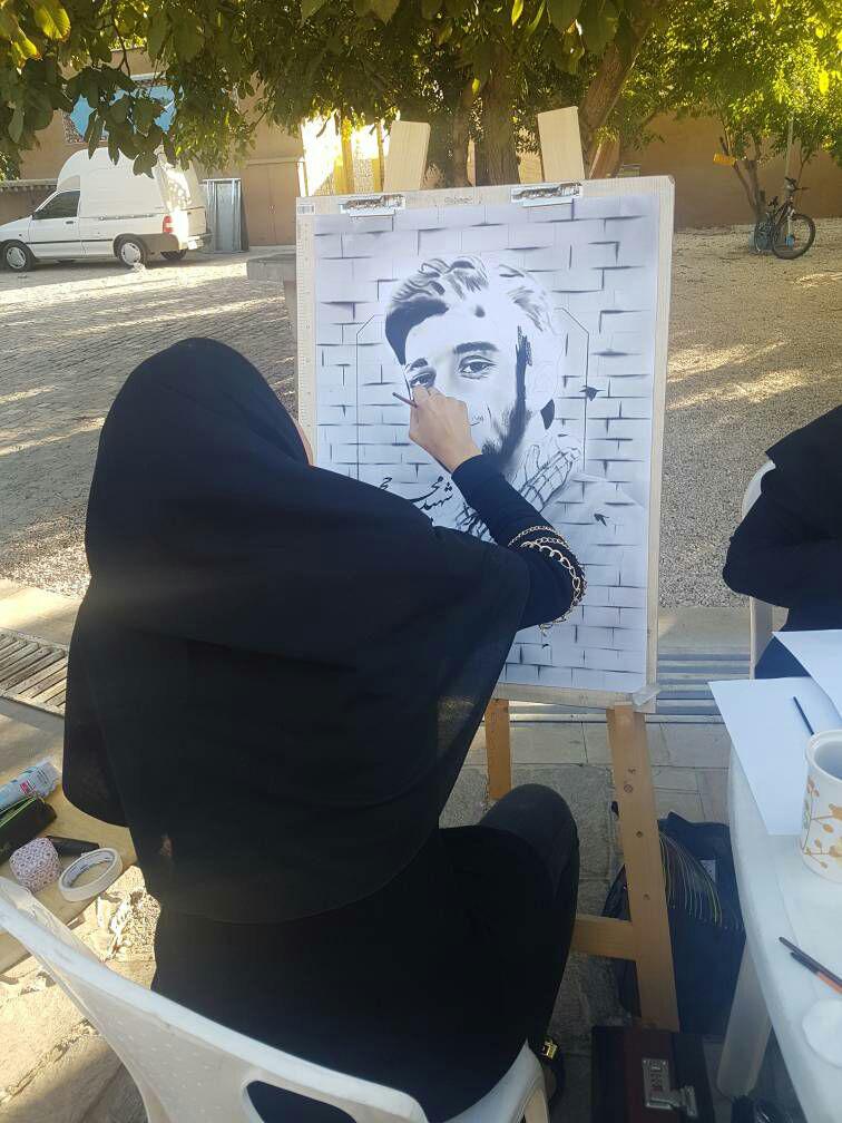 «خروش رنگ ها» در پاسداشت مقام شهدای مدافع حرم+ تصاویر