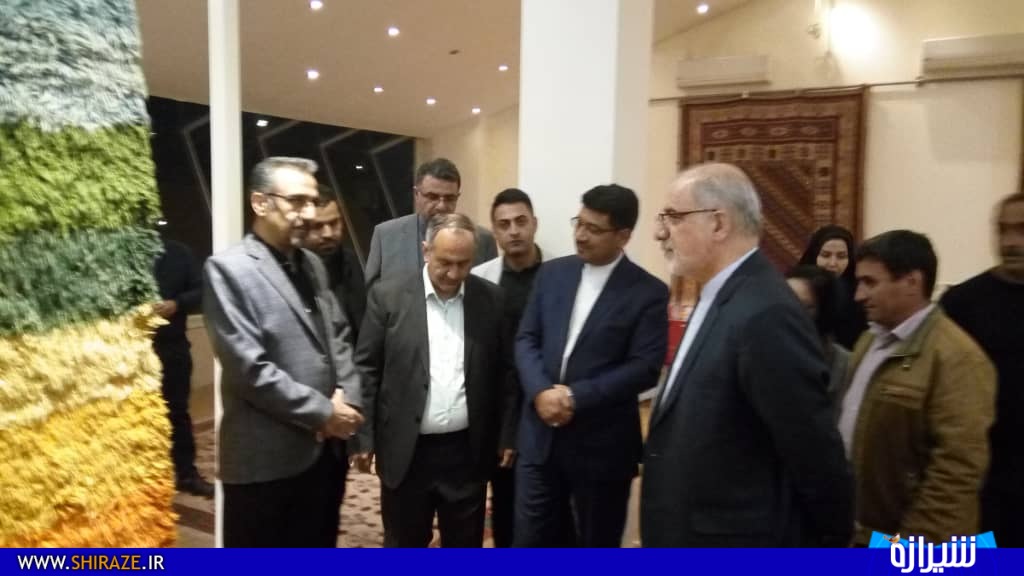 بازدید معاون وزیر خارجه از واحدهای صنعتی شیراز