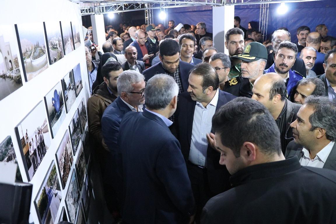 افتتاح نمایشگاه دستاوردها و خدمات چهل ساله دستگاه های اجرایی فارس در پارک آزادی