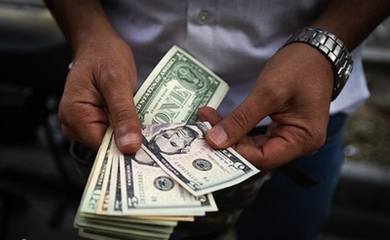 15 اخلالگر بازار ارز در فارس دستگیر شدند