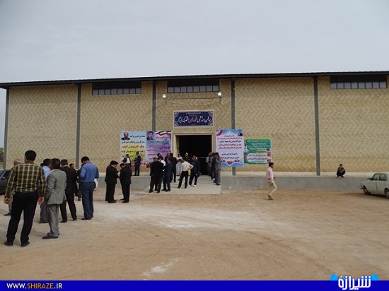 افتتاح 2 سالن ورزشی با اعتبار 36 میلیارد ریالی در شهرستان خرامه+ تصاویر
