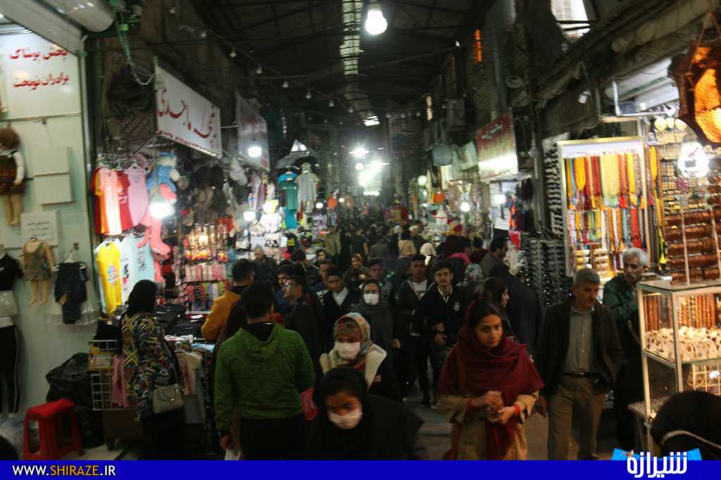 عکس/ حال و هوای نوروزی بازار شیراز، یک روز مانده به انتخابات