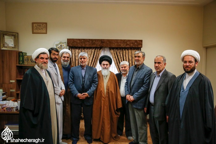 در دیدار نمایندگان منتخب شیراز در انتخابات یازدهمین دوره مجلس شورای اسلامی عنوان شد؛