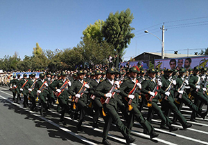 رژه اقتدار نیرو‌های مسلح در فارس