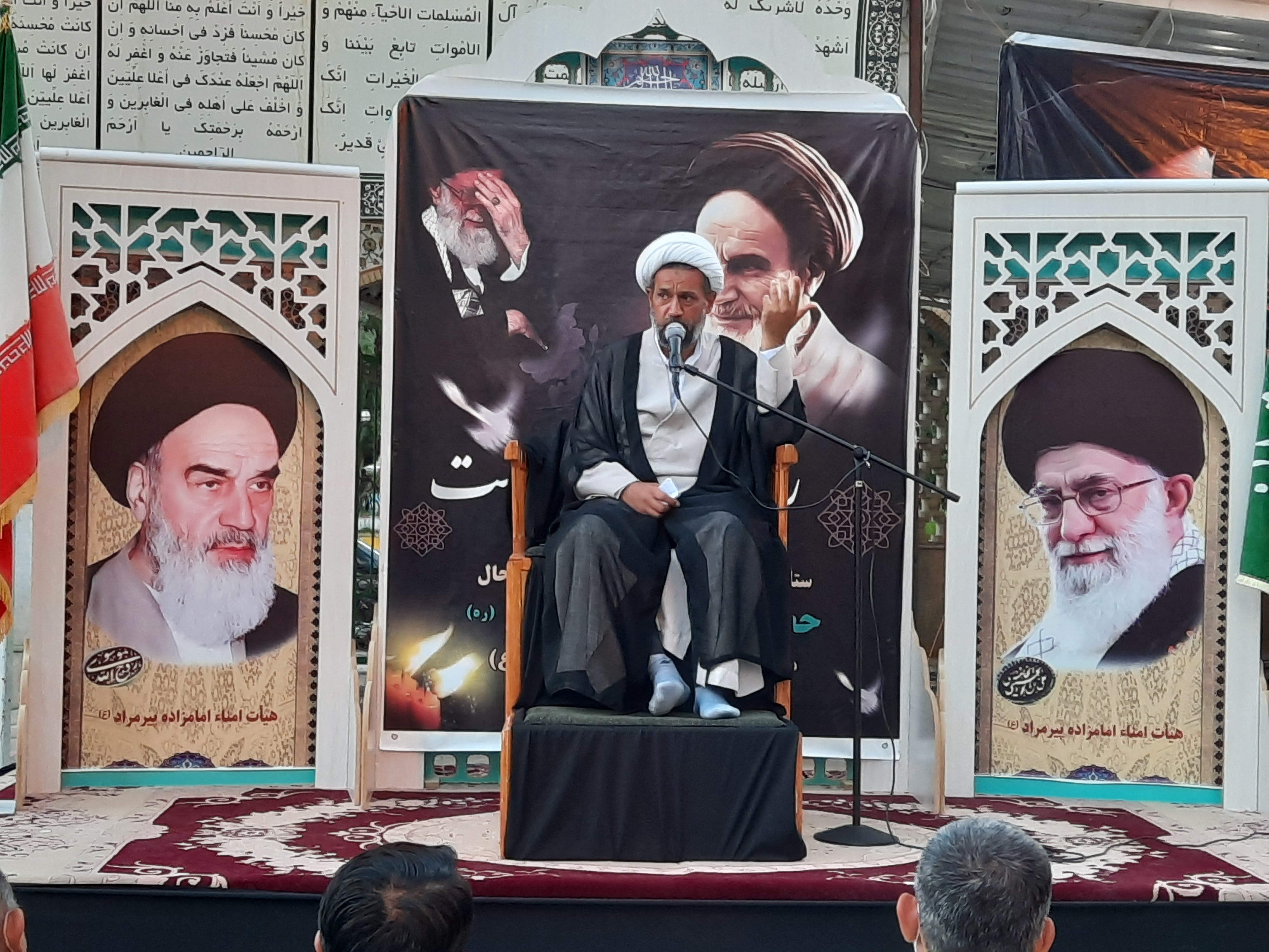 مدیریت و تیزبینی مقام معظم رهبری در ۳۱ سال ما را یاد دوران امام خمینی ره می اندازد