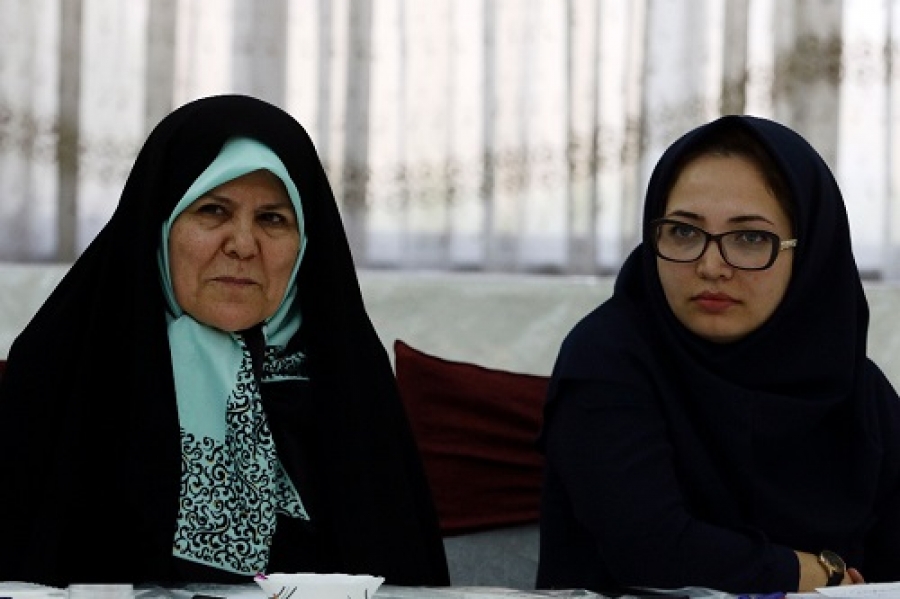 زنان اصلاح‌طلب فارس بدنبال فرافکنی