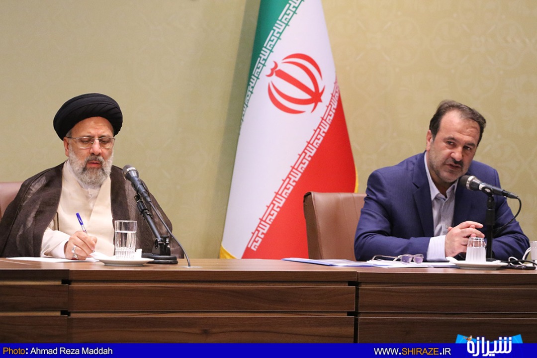 رئیسی در جلسه شورای اداری استان فارس: مدیران در نظام اسلامی باید پاسخگو باشند