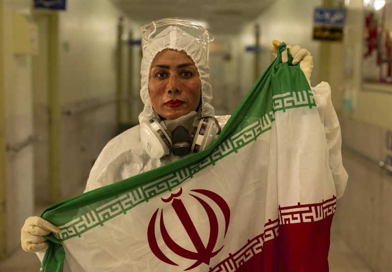 رونمایی نخستین کتاب عکس مدافعان سلامت در شیراز