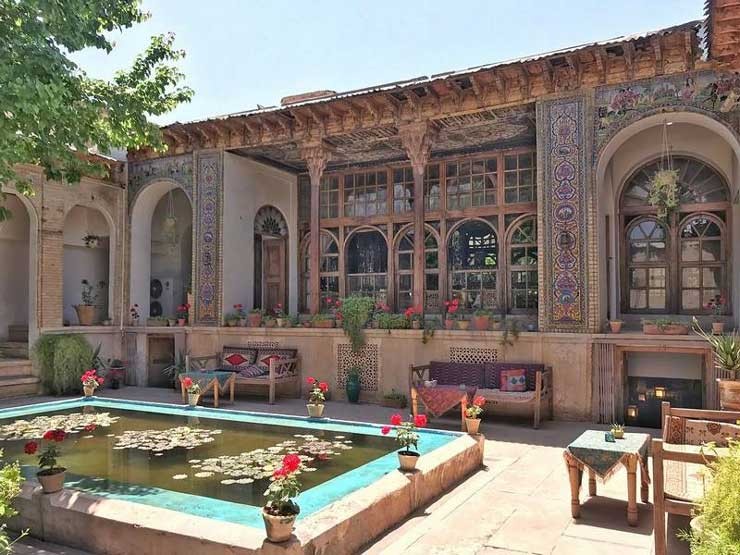 بی منطقی در حفاظت از خانه منطقی نژاد شیراز/ویرانی در کمین خانه های تاریخی/ حفظ آثار با چشم داشت مالی میسر نمی شود