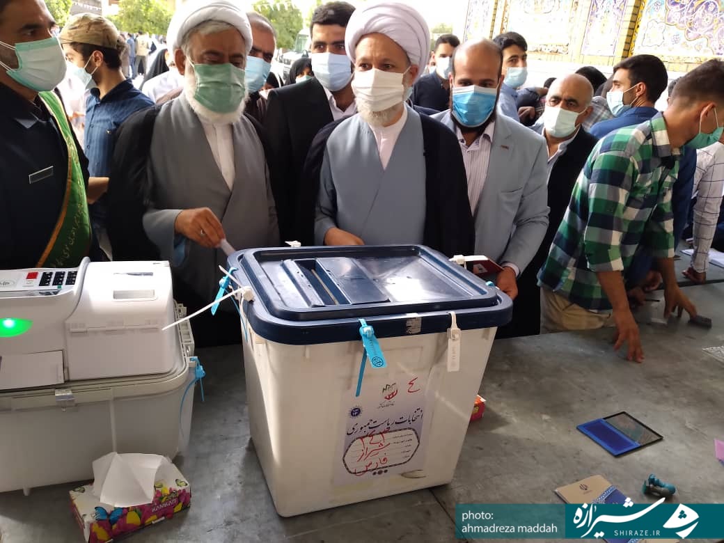 شرکت امام جمعه شیراز در انتخابات