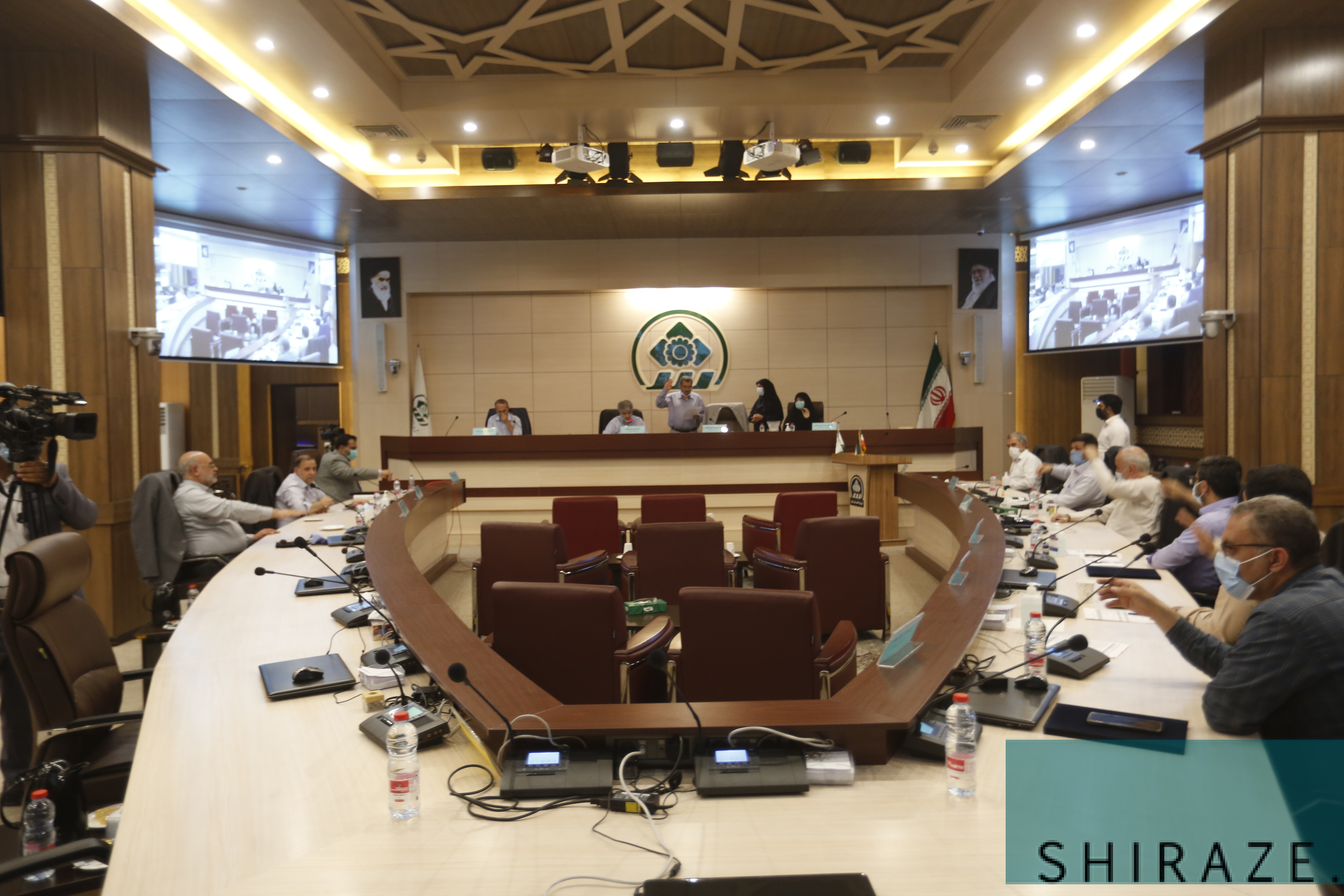 دو کمیسیون «شیراز، سومین حرم اهل بیت(ع)» و «رفع محرومیت» در شورای شهر شیراز تشکیل شد