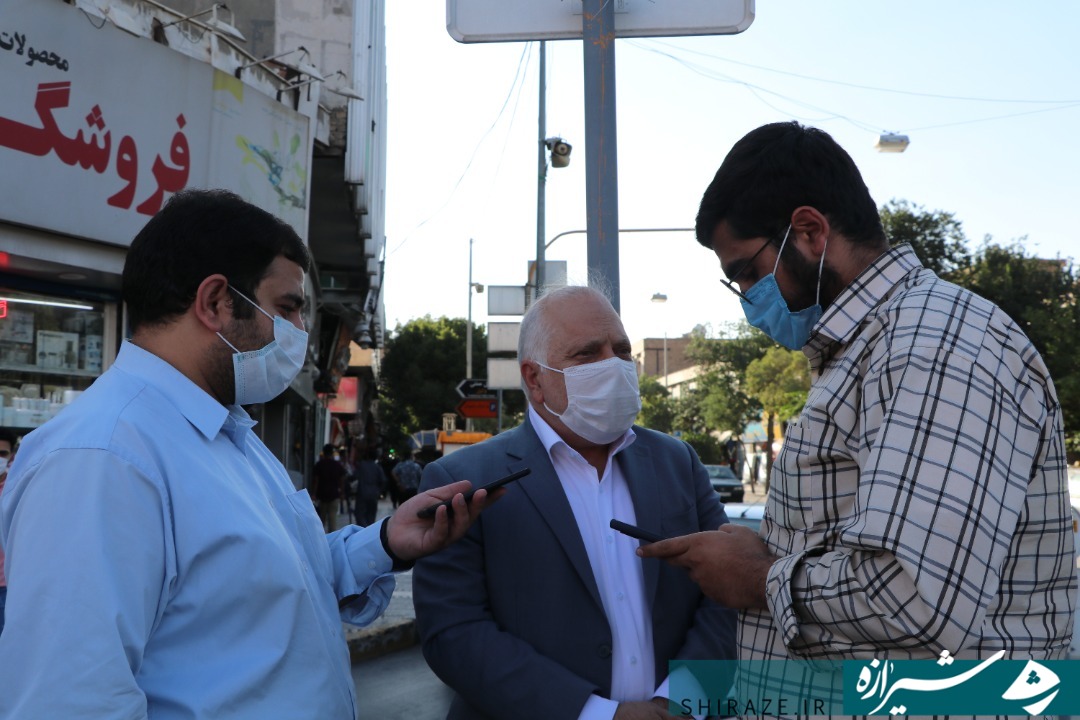 فعالیت داوطلبانه ۳۵۰ نفر در طرح همیار مهربان ترافیک شیراز/ فرهنگ سازی با استفاده از امر به معروف و نهی از منکر امکان پذیر است