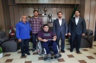 تجلیل از قهرمان شیرازی مسابقات پارا وزنه برداری آسیا اقیانوسیه