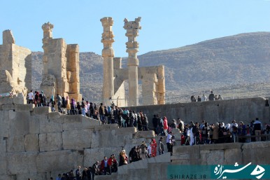 از افزایش۴ درصدی بازدیدکنندگان اماکن تاریخی فارس تا صدرنشینی این استان در مسافرت‌های نوروزی ۱۴۰۲