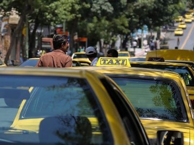 افزایش نرخ کرایه تاکسی توسط فرمانداری تأیید نمی‌شود