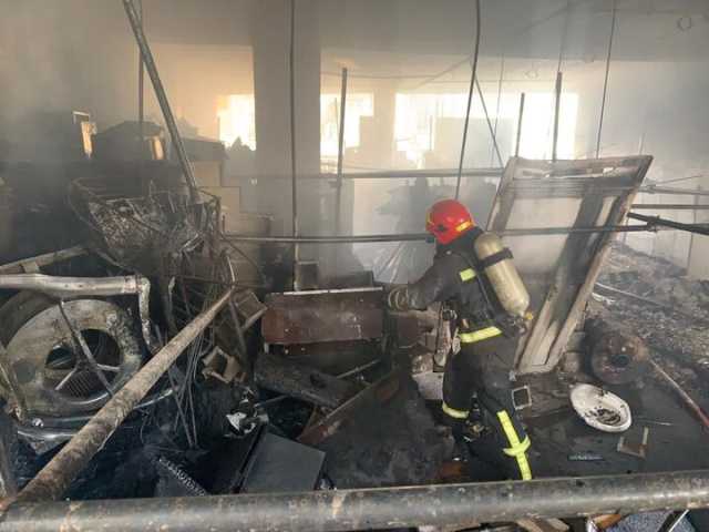 وقوع آتش سوزی هتلی در شیراز