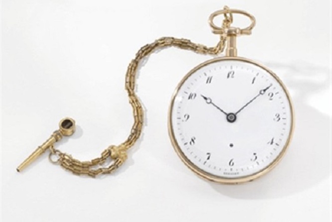 ساعت جیبی برکوئت که در سال 1970 از طلای 18 عیار ساخته شد. روی صفحه نقره ای آن  با دست حکاکی شده است. قیمت این ساعت معادل دو میلیارد و 369 میلیون تومان است