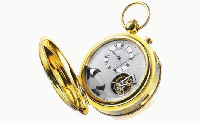 ساعت سوپر کامپیلیکیشن پاتک فیلیپس:  ساخته شده از طلای 18 عیار به سفارش جونیور هنری گریوز بانکدار  در سال 1933 است که طراحی و ساخت آن 5 سال به طول انجامیده است. در طراحی این ساعت 24 ویژگی مکانیکی پیچیده‌ای فراتر از زمانبندی اولیه تعبیه شده که از جمله آنها عملکرد هر یک از دوره‌های زمانی مختلف در هر ساعت از روز است. قیمت این ساعت 35 میلیارد و 504 میلیون تومان می‌باشد