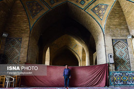 خادم مسجد حکیم اصفهان
