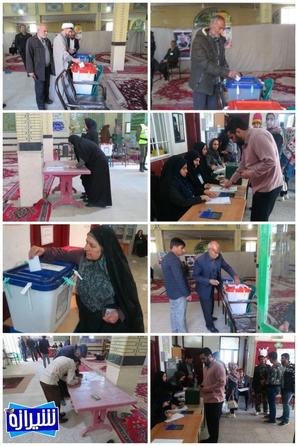 حضور حماسی مردم شهرستان پاسارگاد در انتخابات