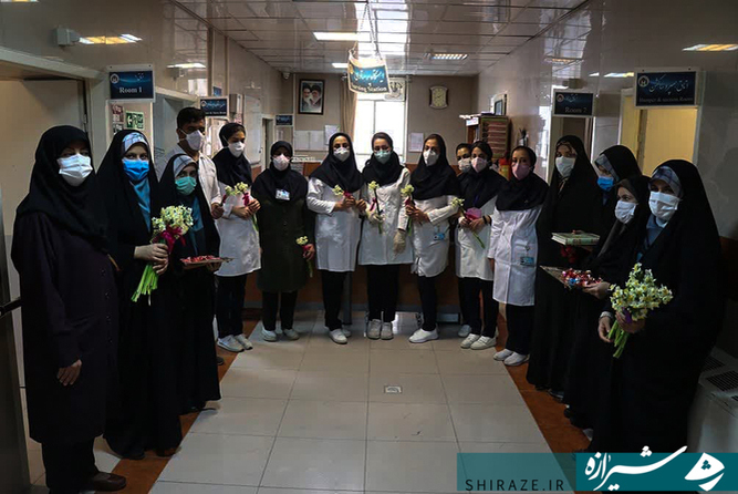 تجلیل از مدافعان سلامت در بیمارستان شهید فقیهی