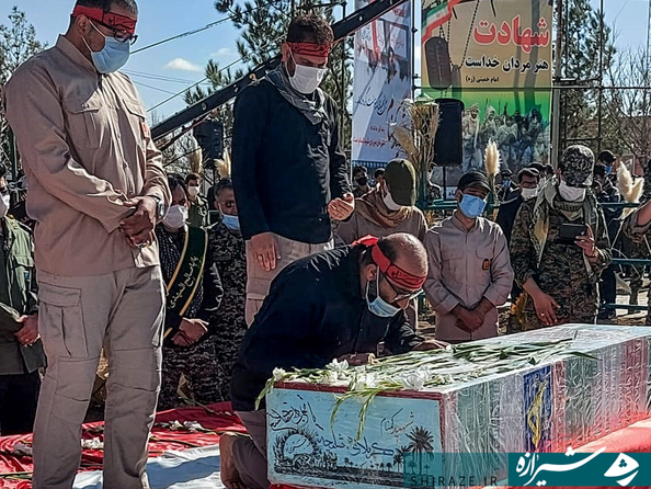 تشییع و تدفین شهید گمنام دفاع مقدس در دانشگاه آزاد  آبا‌ده 