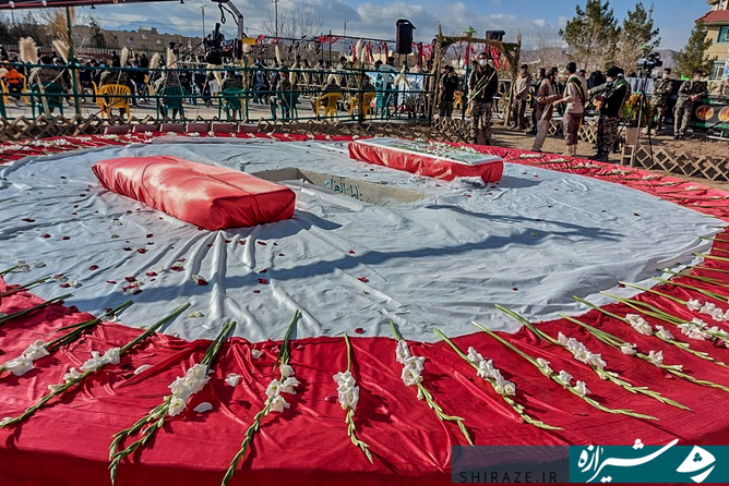 تشییع و تدفین شهید گمنام دفاع مقدس در دانشگاه آزاد  آبا‌ده 