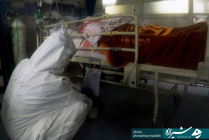 همراهی همیاران سلامت با مدافعان سلامت در بیمارستان علی‌اصغر(ع) شیراز -(عکس: احمدرضا مداح)