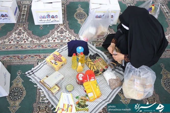 سومین مرحله کمک های مومنانه در غرب شیراز-(عکس: احمدرضا مداح)