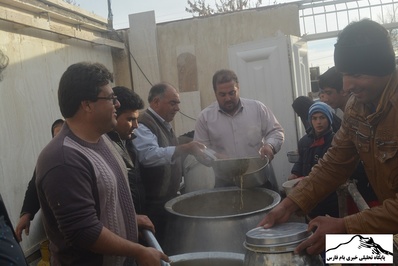پخت یک تن حلیم نذری در قادرآباد