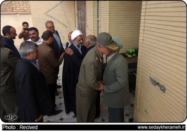دیدار فرمانده مرکز آموزش زرهی با خانواده شهدای ارتشی خرامه