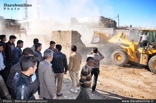 تخریب منقل خانه در جنوب شهر داراب