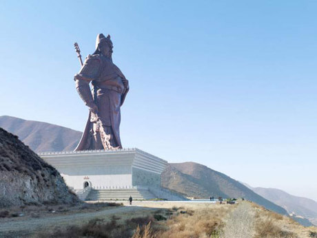 مجسمه گوآن یو، 80 متر، ساخته شده در سال 2010، یانچنگ، چین